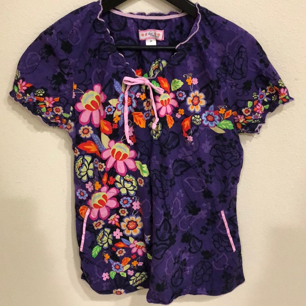 Koi scrub top size medium